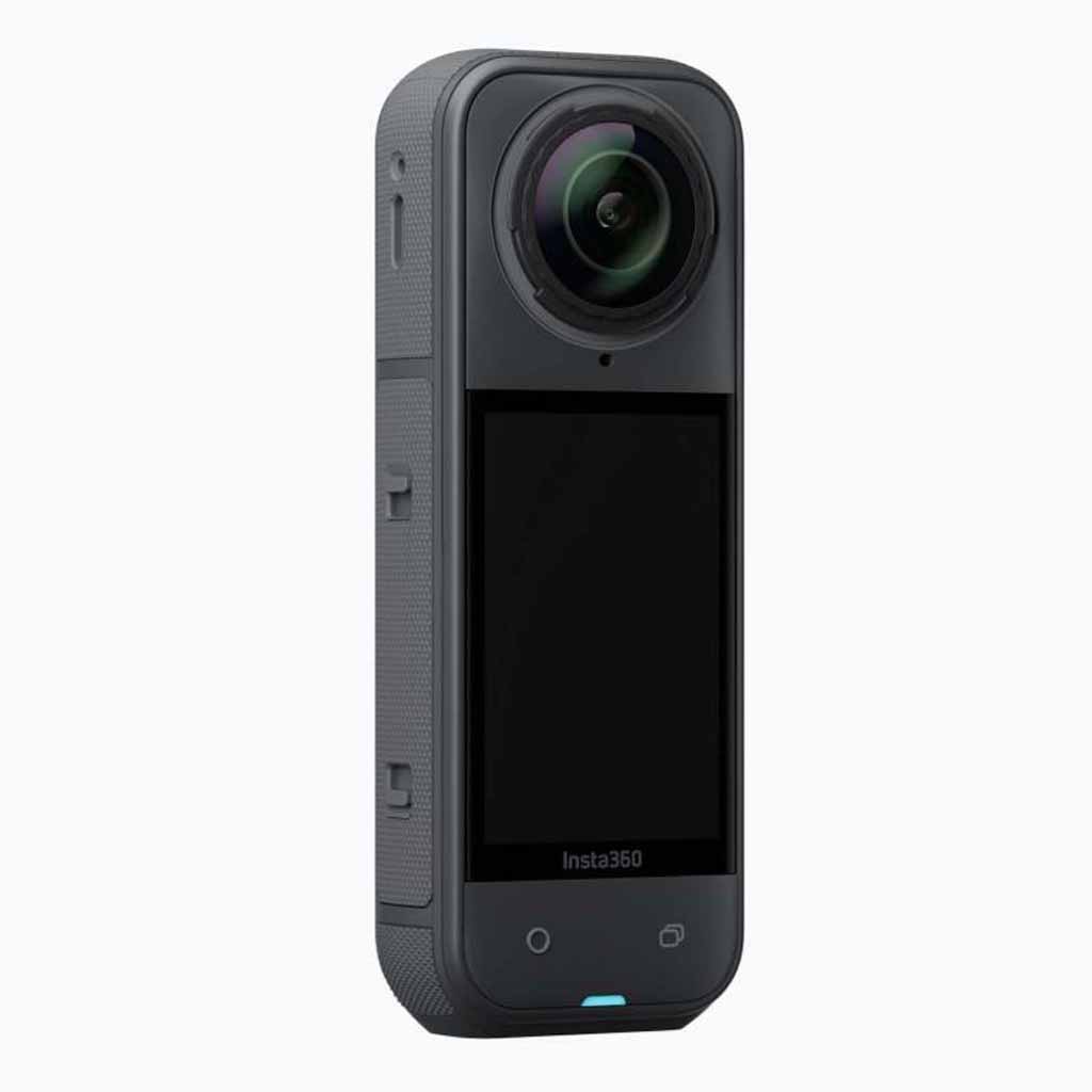 Insta360 X5